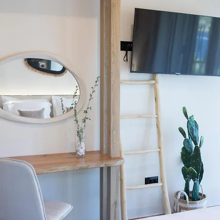 Villa Oliva -seaside Charm With Village At Your Doorstep